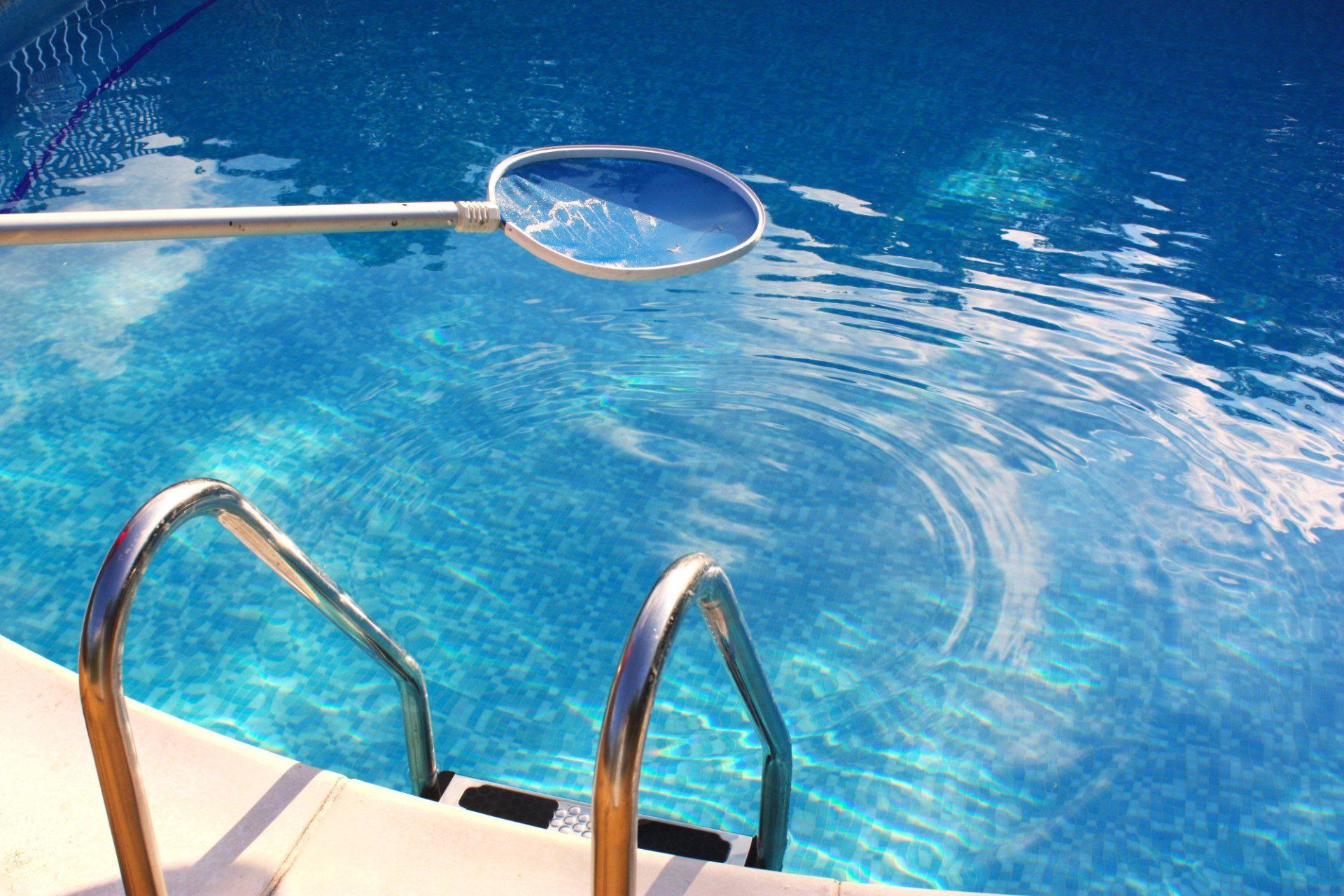 Dive into Luxury: Windermere Pool Services for Every Need
