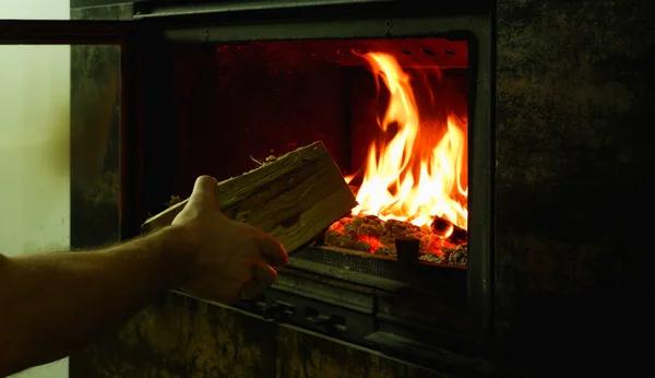 Essential Guide to Installing a Woodstove Flue Safely